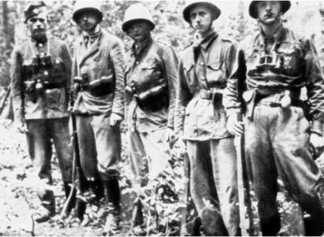 Бойцы Армии Крайовой в Келецких лесах. 1943 г.