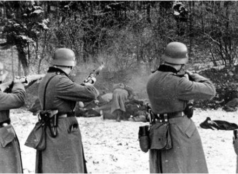 Расстрел мирных польских жителей в местечке Бохня. 18 декабря 1939 г.