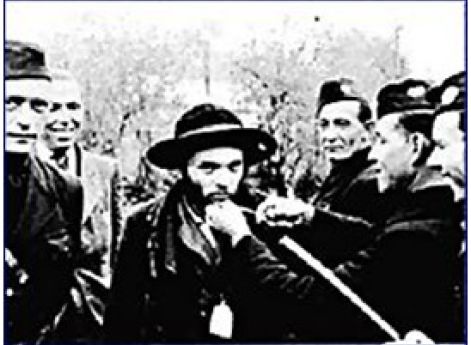 Глинковцы отрезают еврею бороду