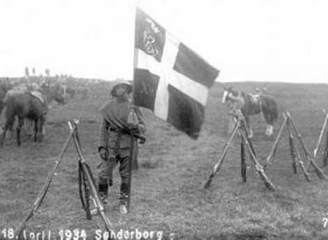 Датский знаменосец. 1934 г.