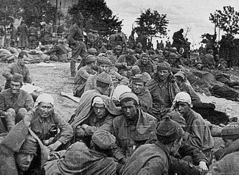 Советские военнопленные в концентрационном лагере Куртенгоф (Саласпилс).