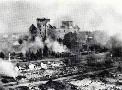 Замок города Турку после бомбардировки 25 июня 1941 г.