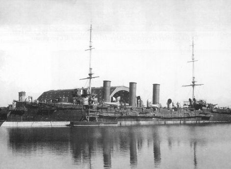 Бронепалубный крейсер Очаков, будуший Кагул, Генерал Корнилов, у достроечной стенки в Севастополе. 1902-1907.