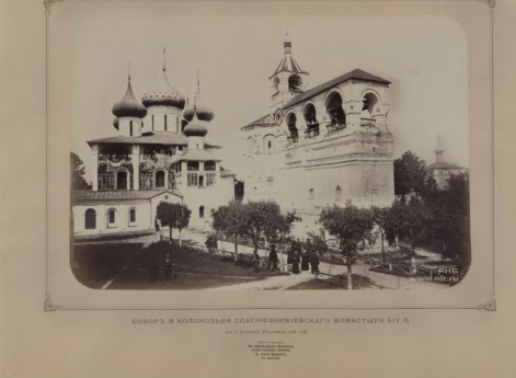 Собор и колокольня Спасо-Евфимиевского монастрыря. Суздаль.