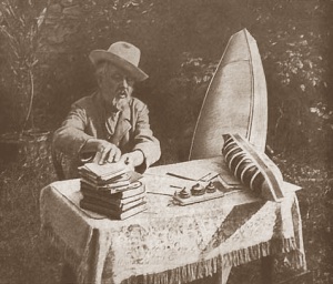 Ваши отзывы на полученные вами от меня труды доказали, что вы понимаете их и потому можете быть их хранителями и распространителями