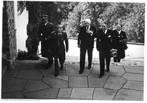 Речь от 23 июня 1943 г. нобелевского лауреата по литературе 1920 г. норвежского писателя Кнута Гамсуна на Втором международном конгрессе литераторов и журналистов в Вене, организованном Союзами национальных объединений печати и информации