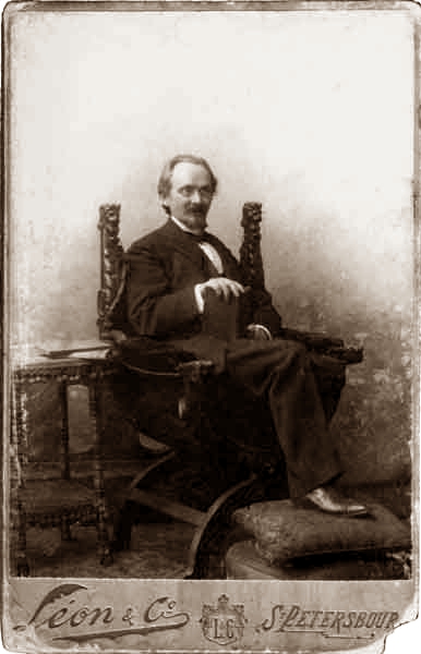 Выпустить в свет книгу в том виде, как она уже была отпечатана в пяти тысячах экземплярах, оказалась невозможным и безнадежным