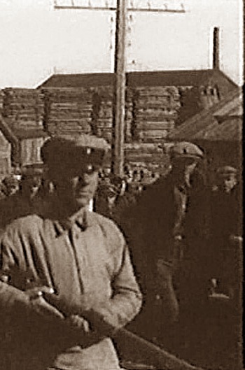 Флоренский отправлен со спецконвоем в Соловецкий лагерь особого назначения