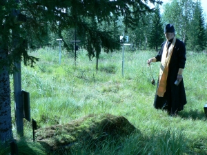 Отслужена заупокойная лития у могилы Льва Платоновича Карсавина